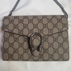 Gucci DIONYSUS GG SUPREME CHAIN WALLET